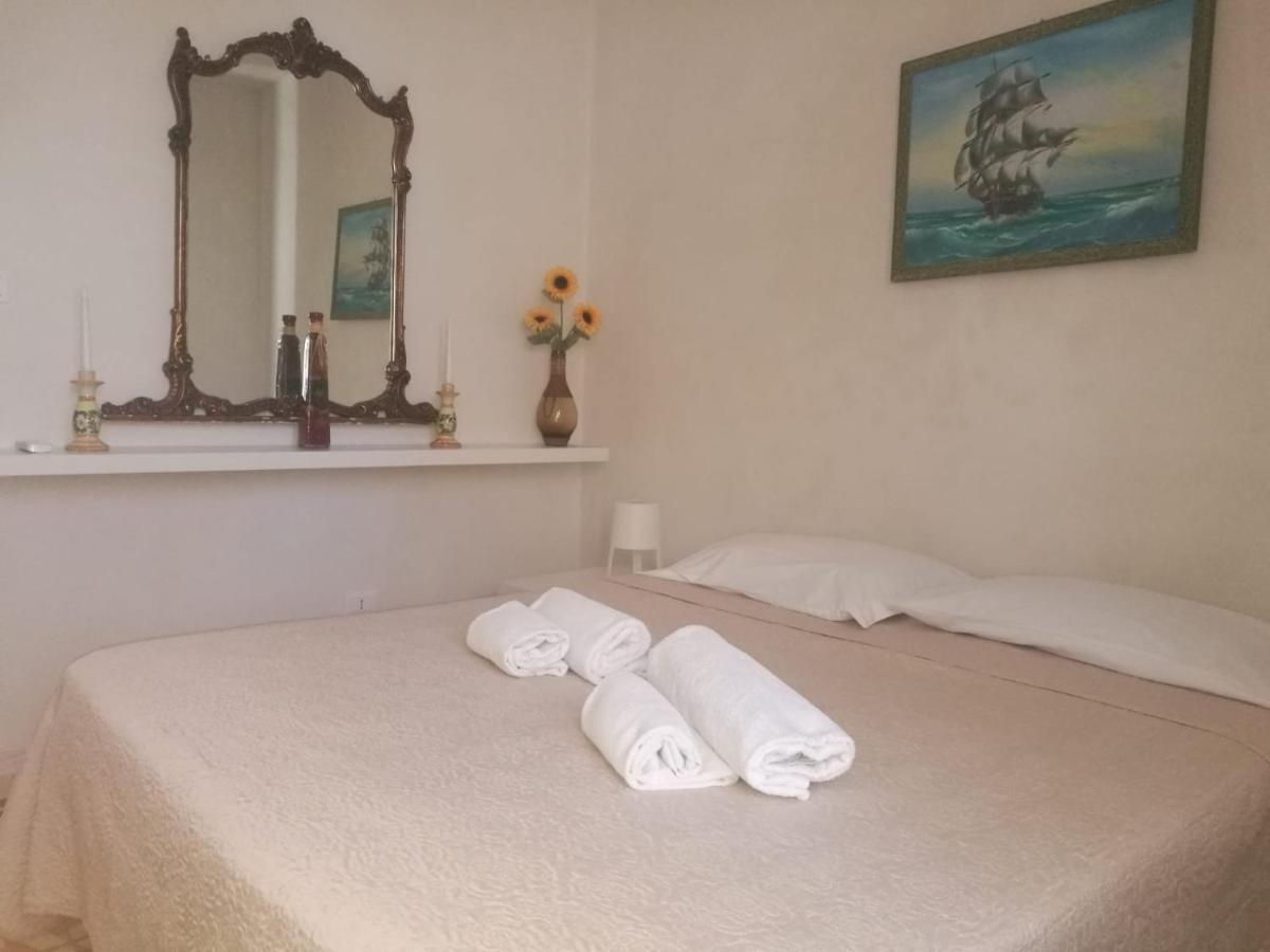 Ferienwohnung A Due Passi Dal Porto Trapani Exterior foto