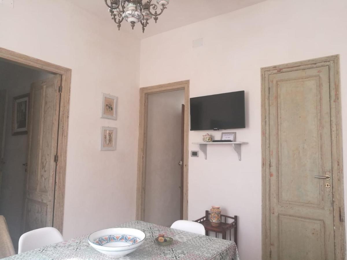 Ferienwohnung A Due Passi Dal Porto Trapani Exterior foto