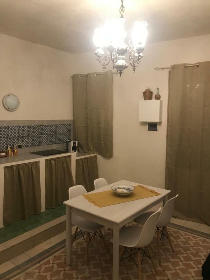 Ferienwohnung A Due Passi Dal Porto Trapani Exterior foto